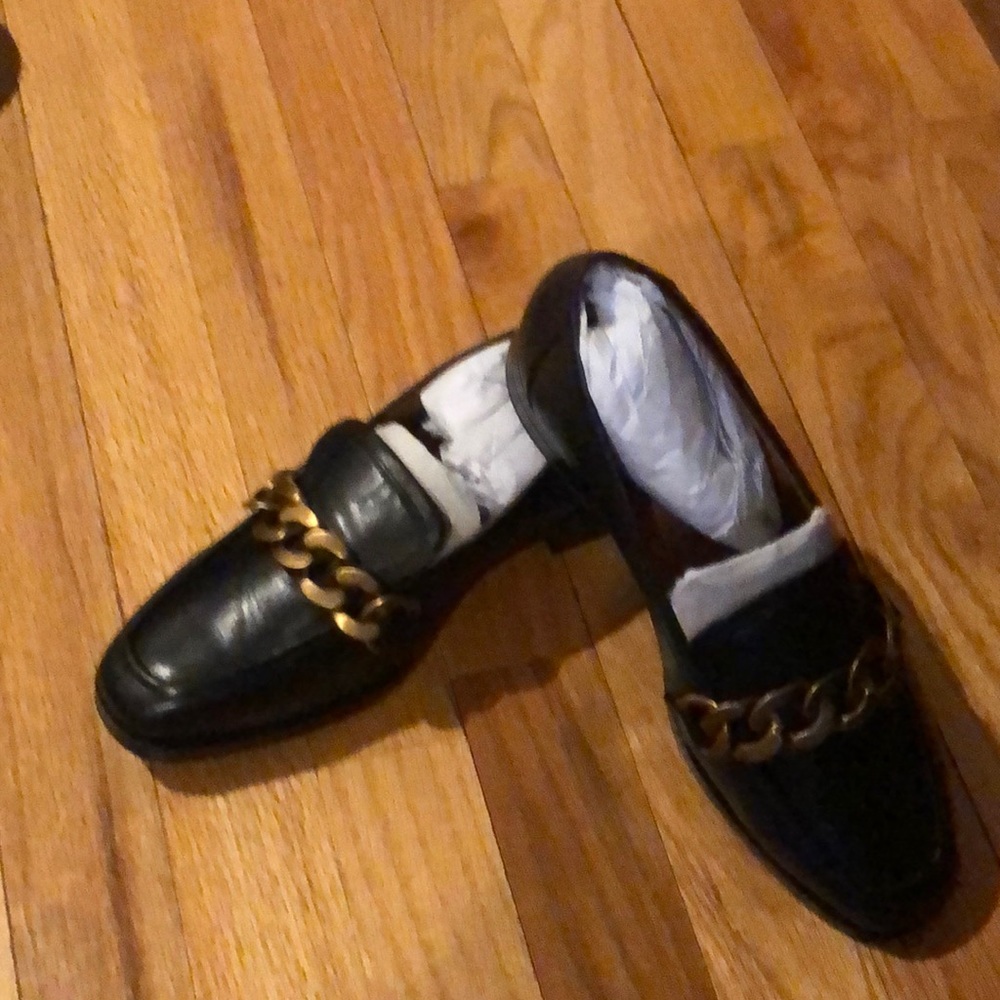 Vionic Black Leather Loafers
